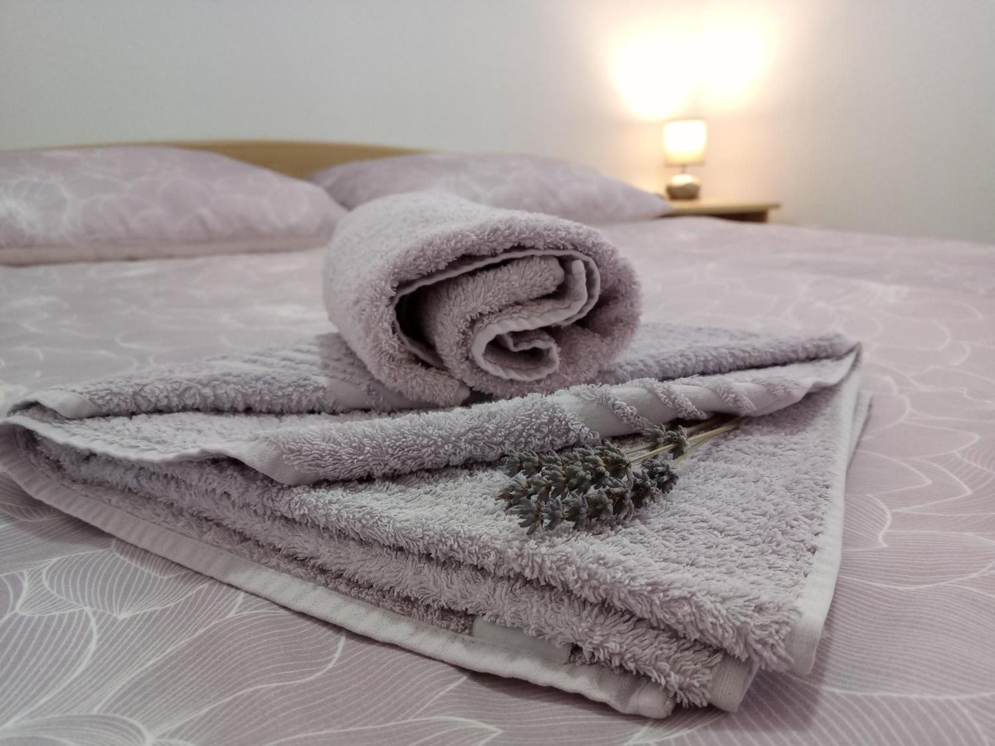 Apartman Kristina Vrbnik Esterno foto