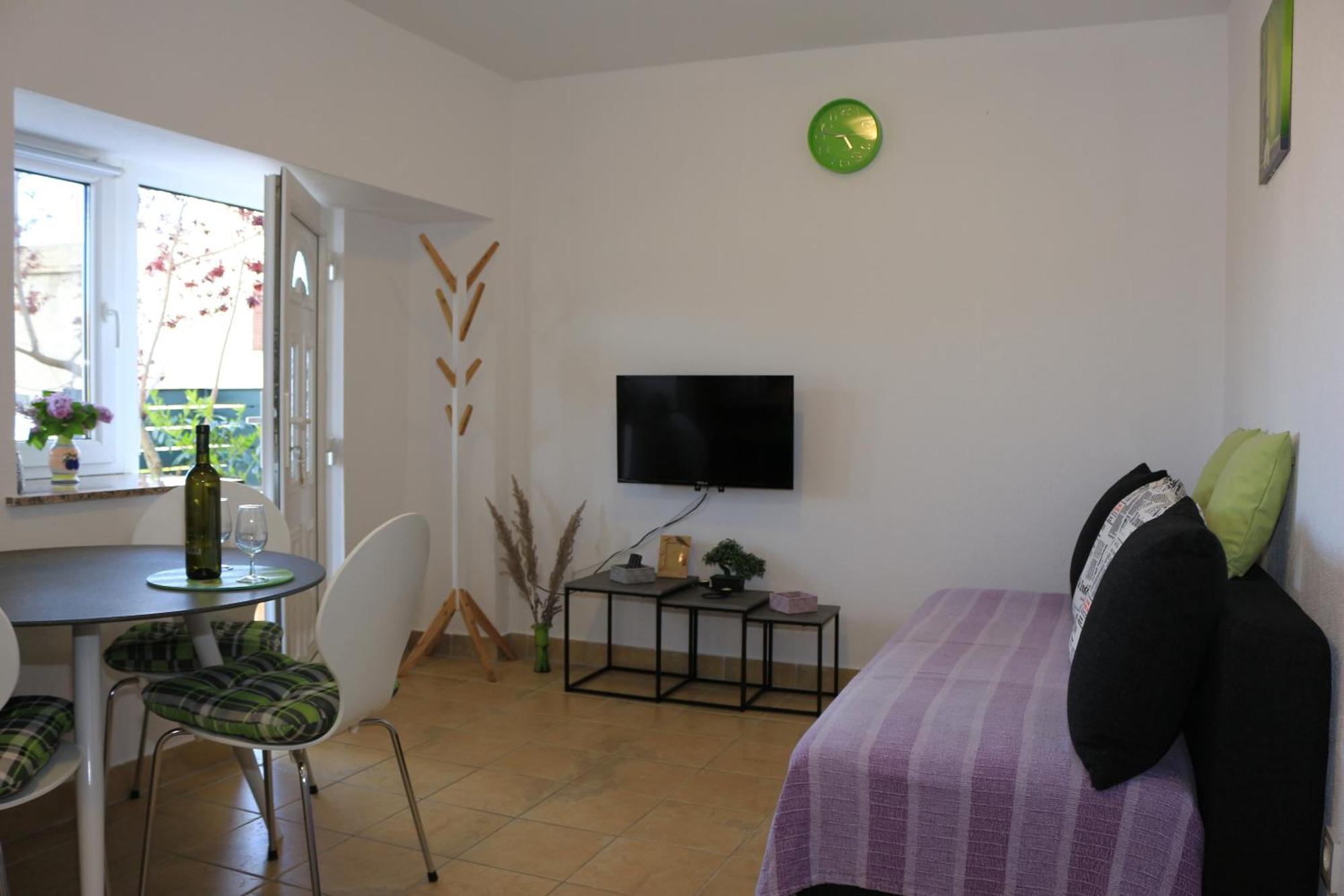 Apartman Kristina Vrbnik Esterno foto